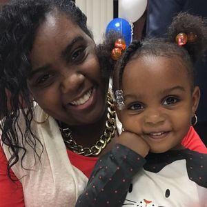 Meet your Posher, Crystal